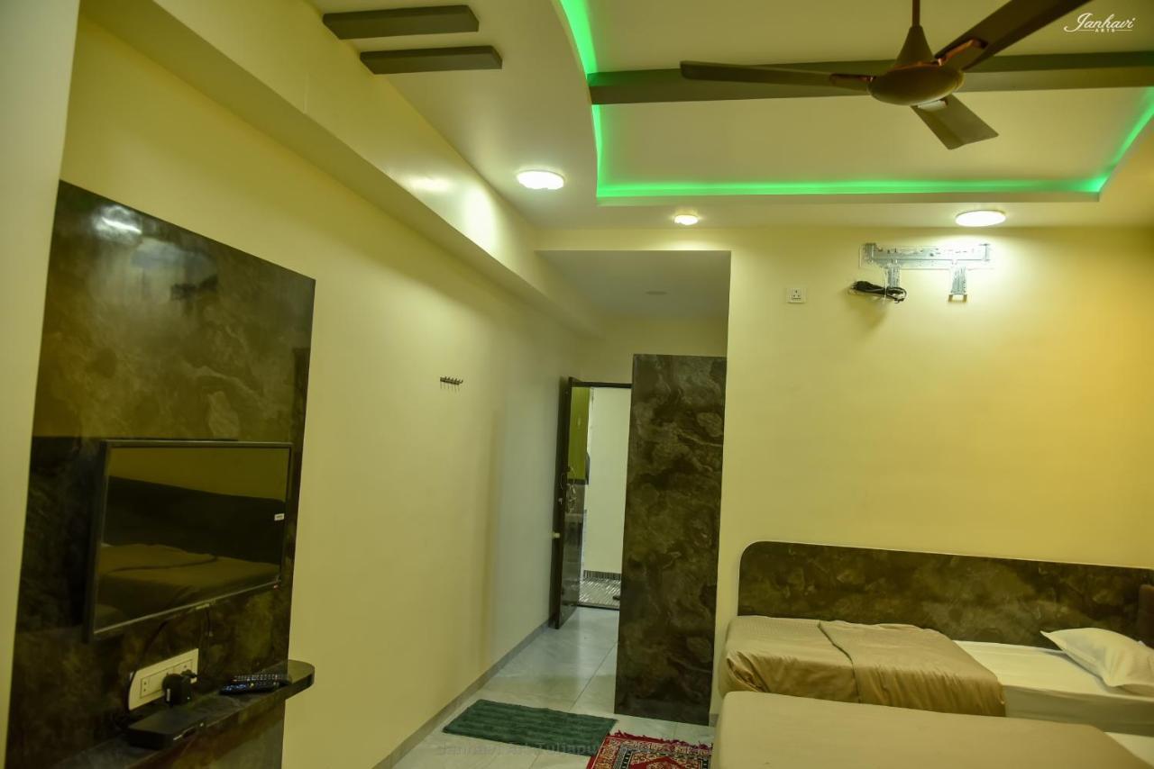 Pawan Executive Tuljapur Exteriér fotografie