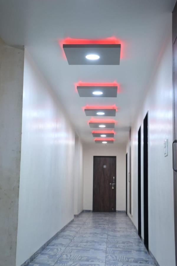 Pawan Executive Tuljapur Exteriér fotografie