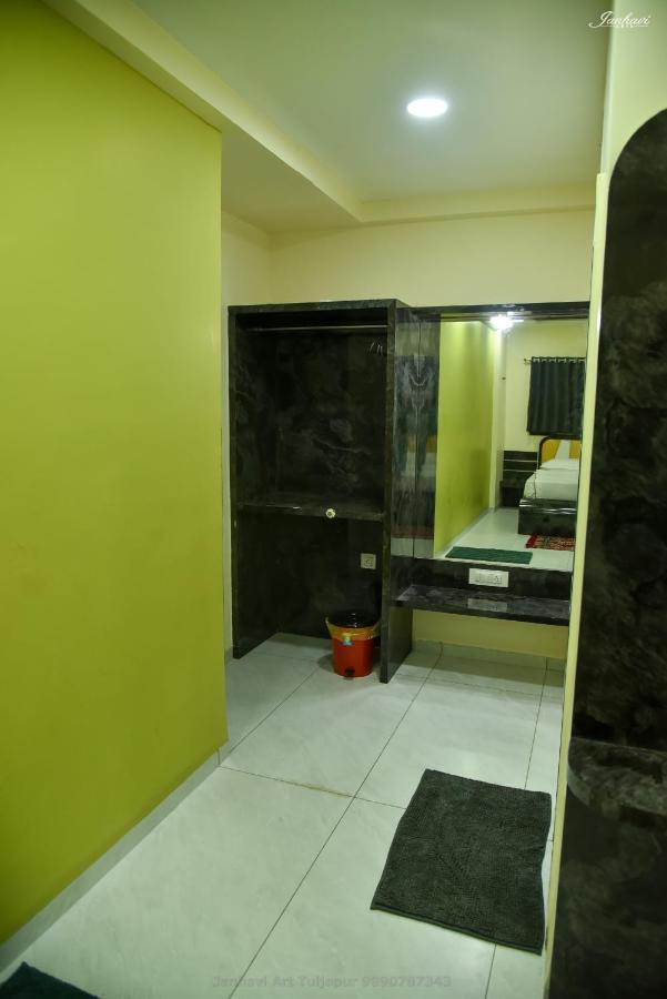 Pawan Executive Tuljapur Exteriér fotografie