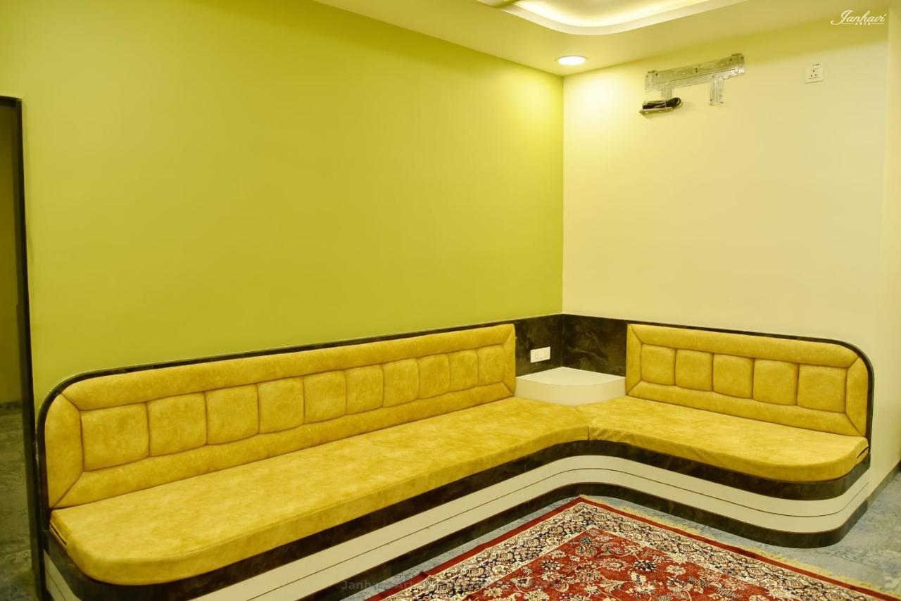 Pawan Executive Tuljapur Exteriér fotografie