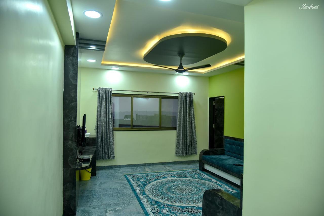 Pawan Executive Tuljapur Exteriér fotografie