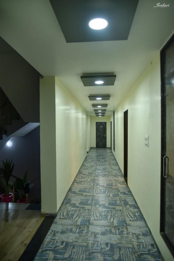 Pawan Executive Tuljapur Exteriér fotografie